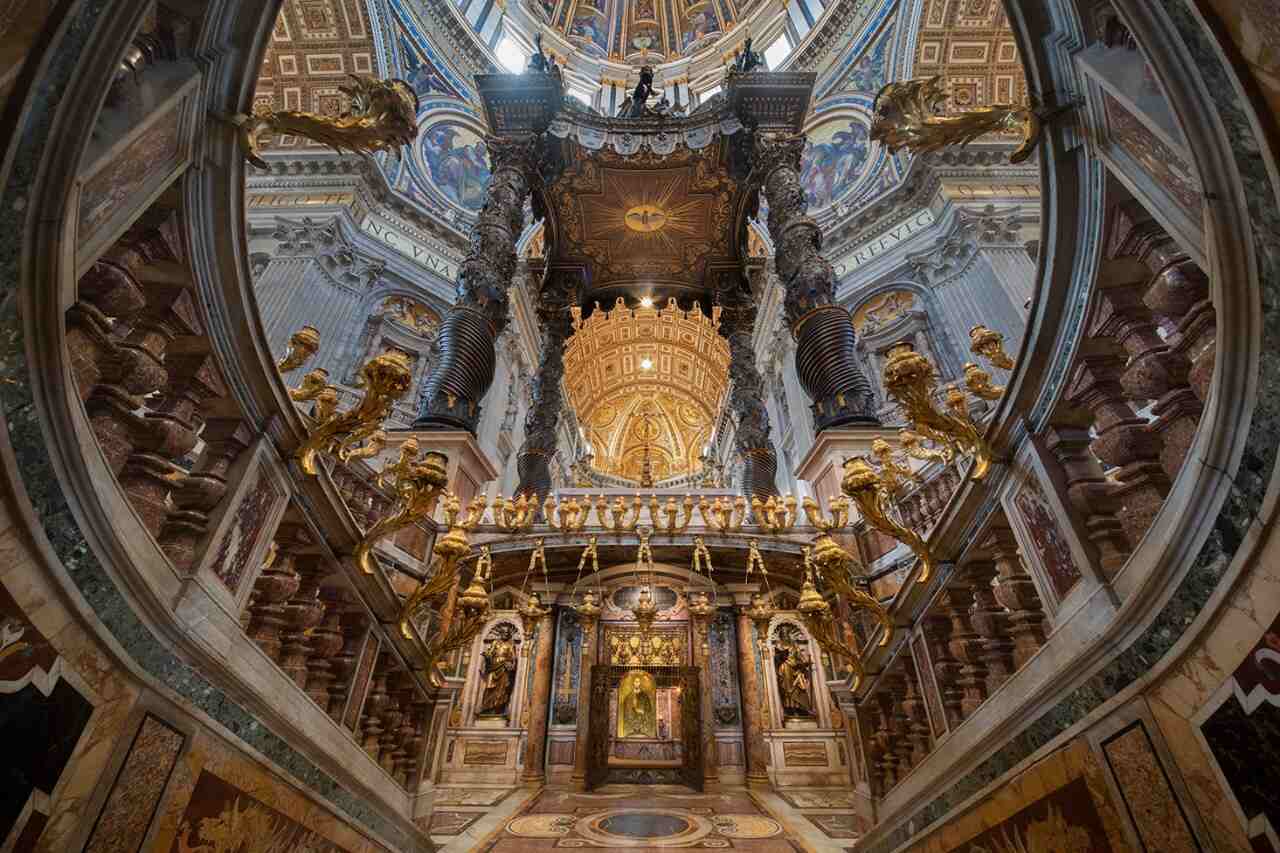 Basílica de São Pedro, Vaticano, Roma. Restos de São Simão e São Judas Tadeu.