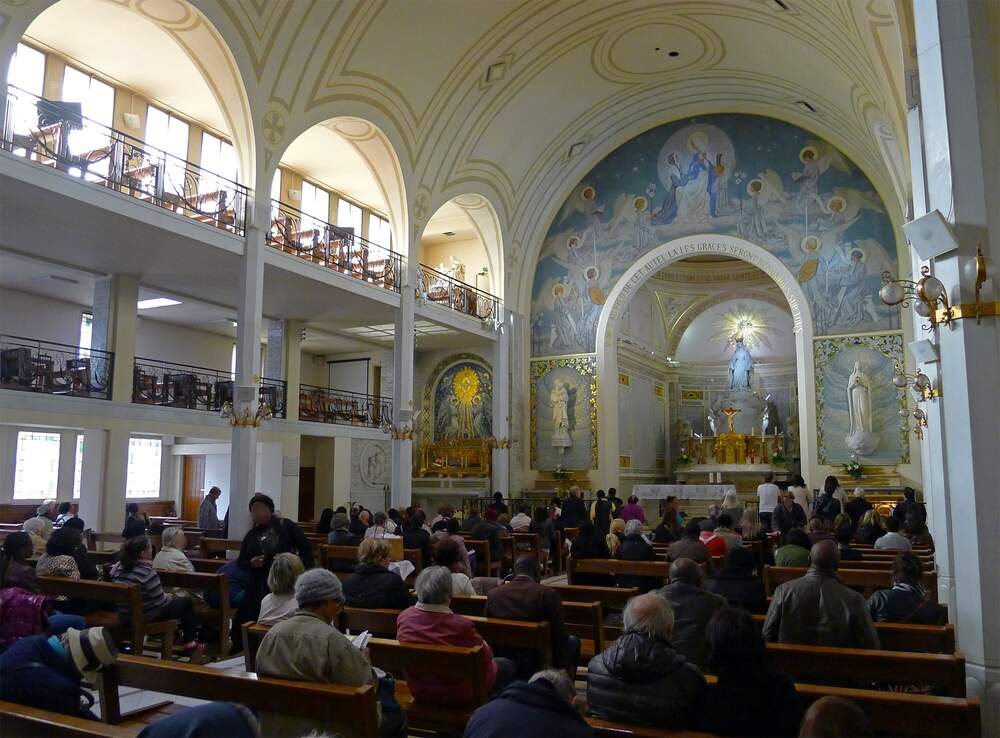 Igreja da Medalha Milagrosa. Descubra as 11 igrejas católicas imperdíveis em Paris.