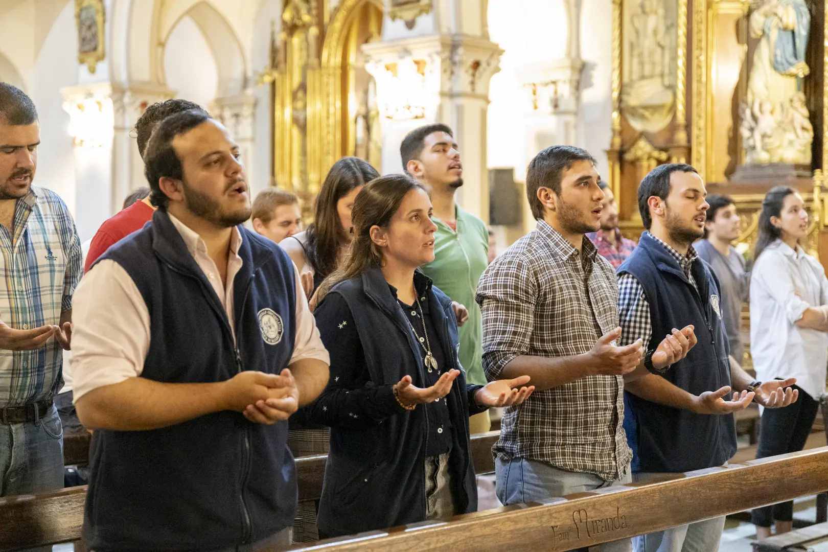Dar graças a Deus pelos seus dons. Fins da Missa.