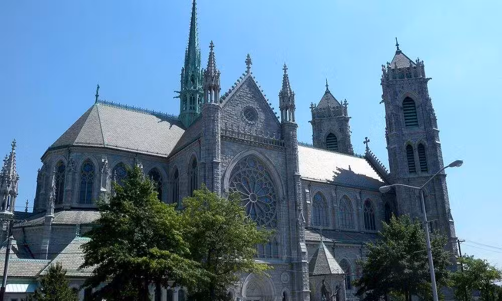 Igrejas católicas em Nova Jersey - Cathedral Basilica of the Sacred Heart (Newark) - Horários de Missa