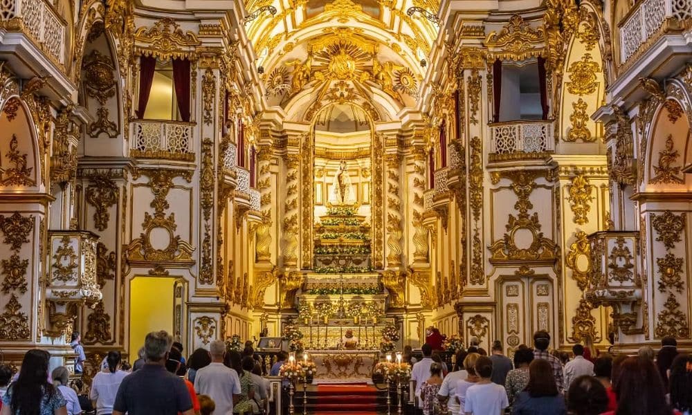 interior rococó da Antiga Catedral do Carmo no Rio de Janeiro
