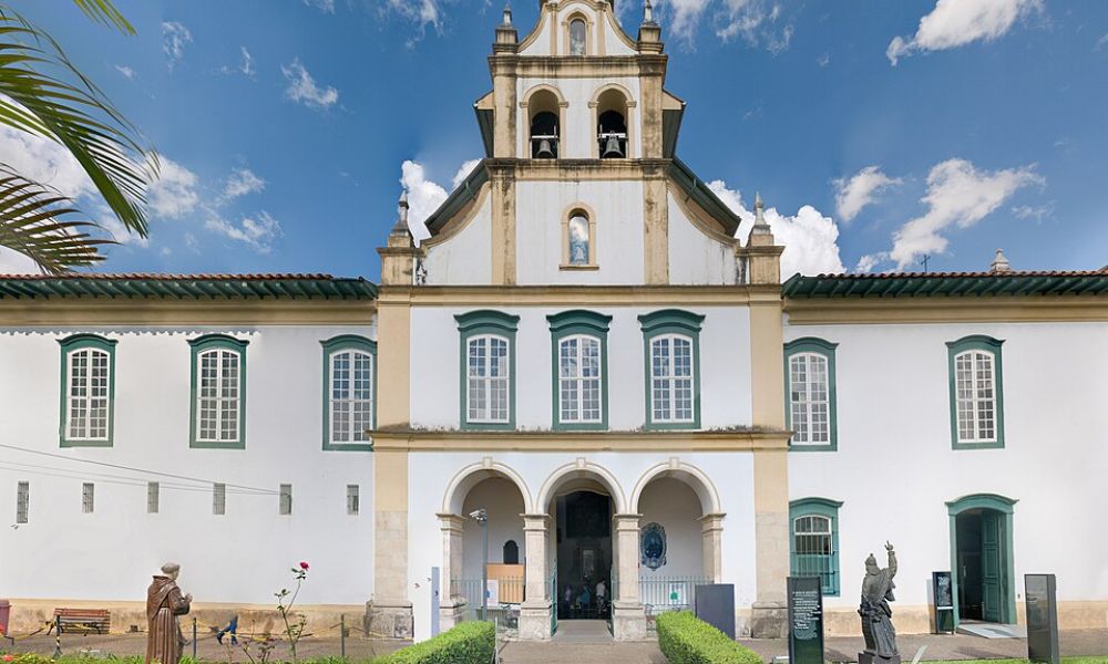Mosteiro da Luz - Igrejas Católicas em São Paulo - Horários de Missa